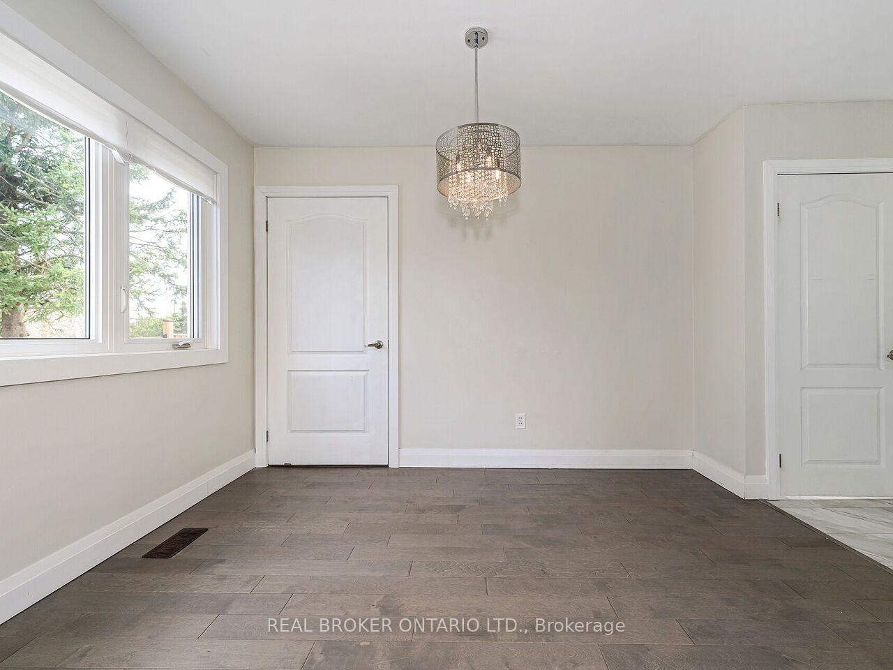 Photo 8 of 23 James Street, Hamilton, Waterdown — HOMEH