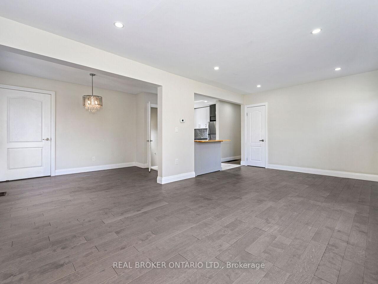 Photo 9 of 23 James Street, Hamilton, Waterdown — HOMEH