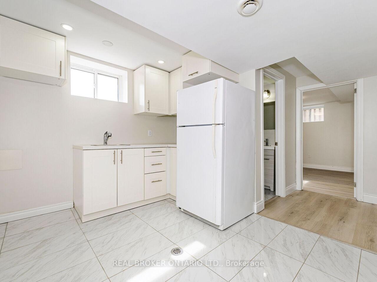 Photo 15 of 23 James Street, Hamilton, Waterdown — HOMEH