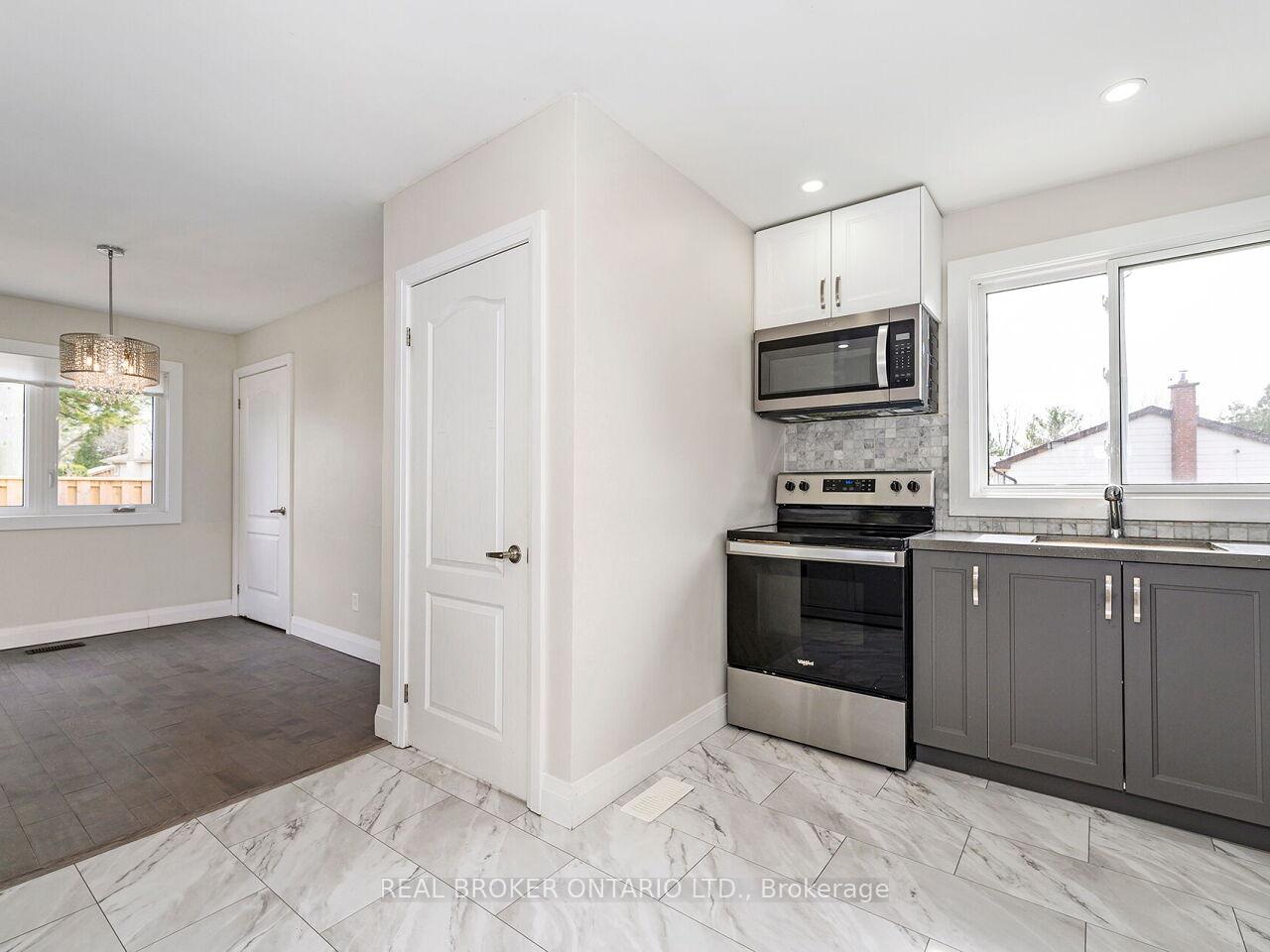 Photo 32 of 23 James Street, Hamilton, Waterdown — HOMEH