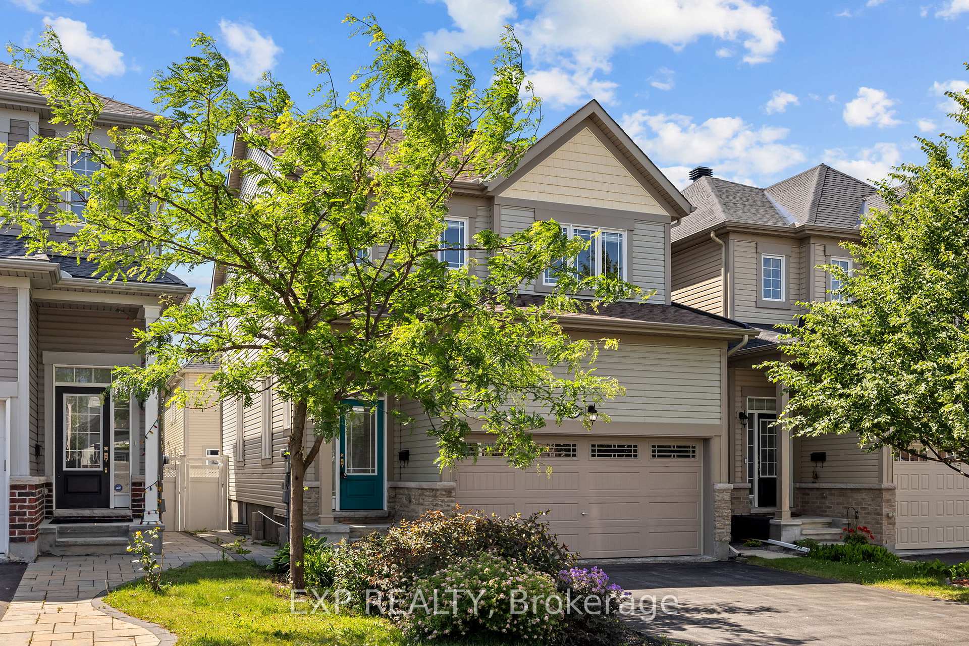Photo 2 of 255 Rivertree Street, Ottawa, Kanata - Emerald Meadows/Trailwest — HOMEH