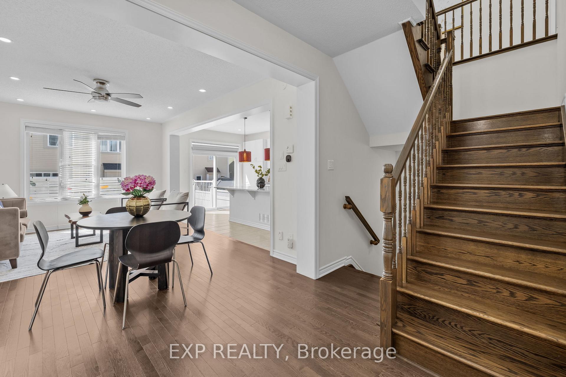 Photo 4 of 255 Rivertree Street, Ottawa, Kanata - Emerald Meadows/Trailwest — HOMEH
