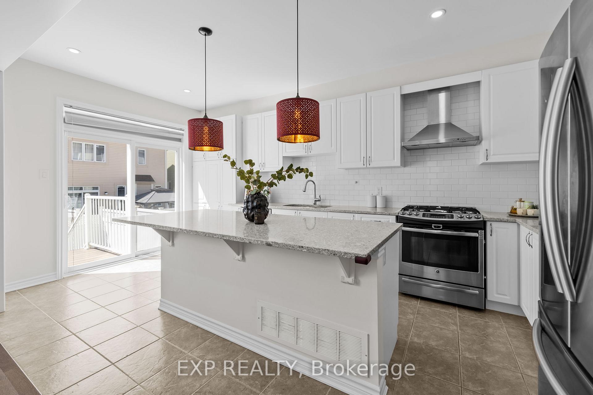 Photo 11 of 255 Rivertree Street, Ottawa, Kanata - Emerald Meadows/Trailwest — HOMEH