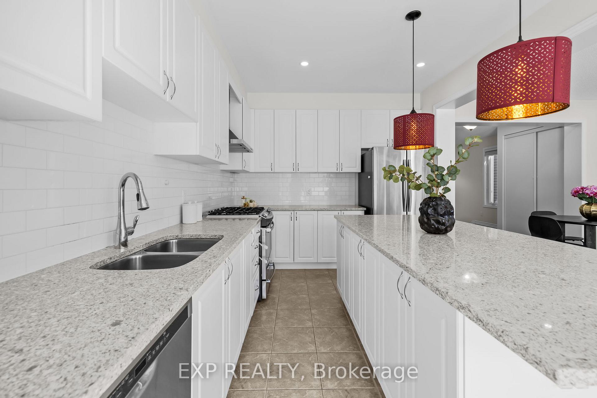 Photo 13 of 255 Rivertree Street, Ottawa, Kanata - Emerald Meadows/Trailwest — HOMEH