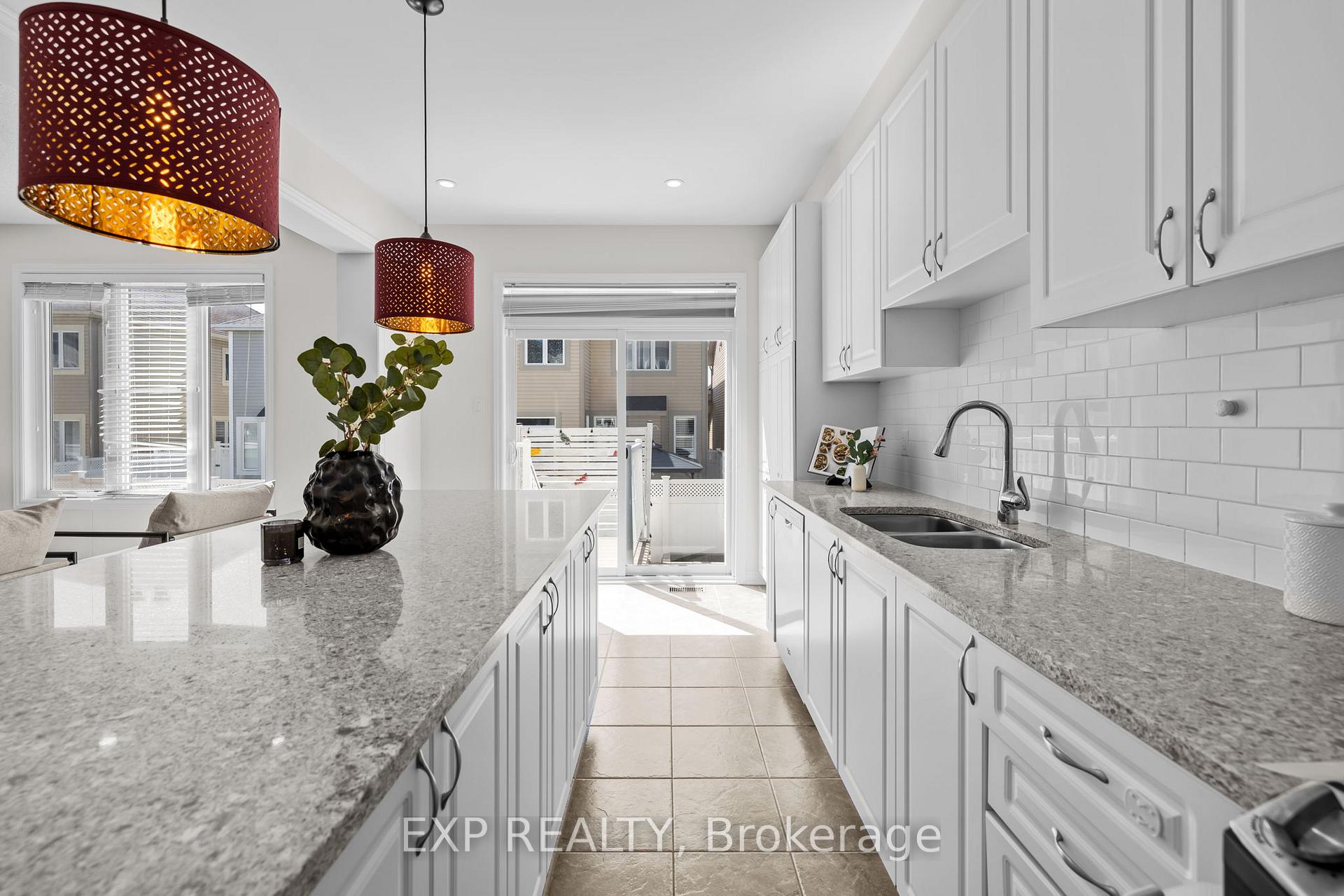 Photo 14 of 255 Rivertree Street, Ottawa, Kanata - Emerald Meadows/Trailwest — HOMEH