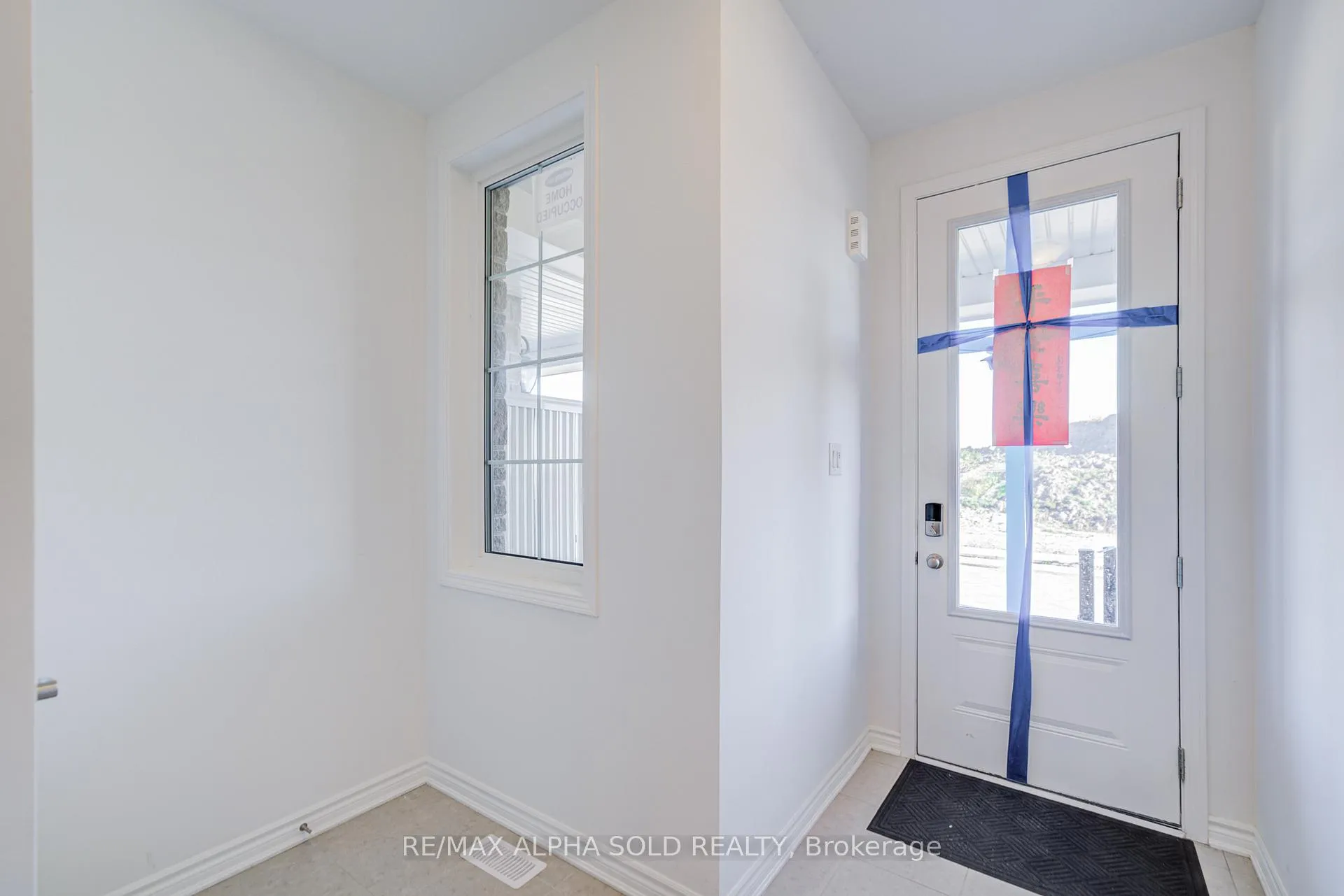 Photo 6 of 40 Azure Drive, Markham, Rural Markham — HOMEH