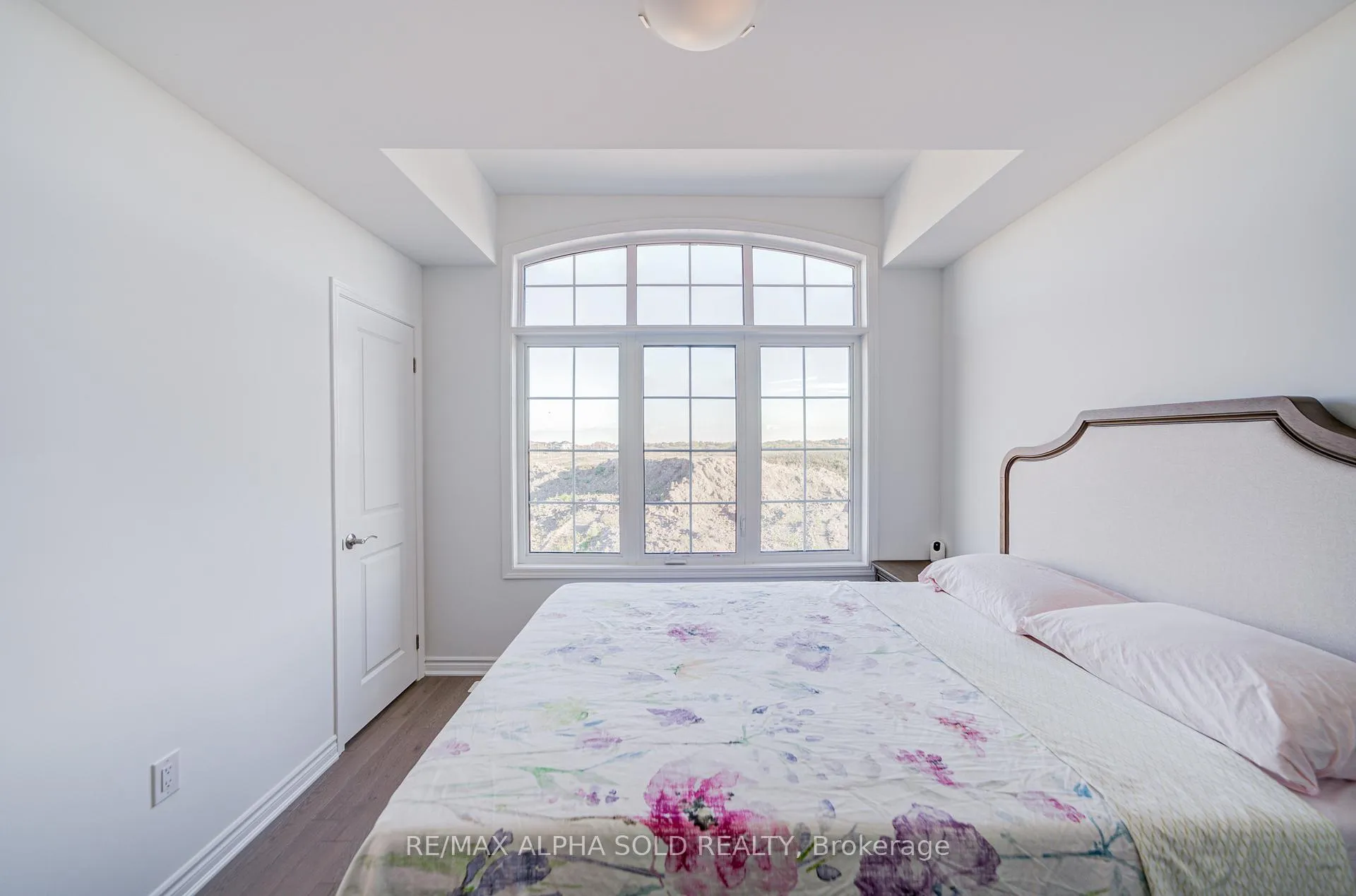 Photo 45 of 40 Azure Drive, Markham, Rural Markham — HOMEH