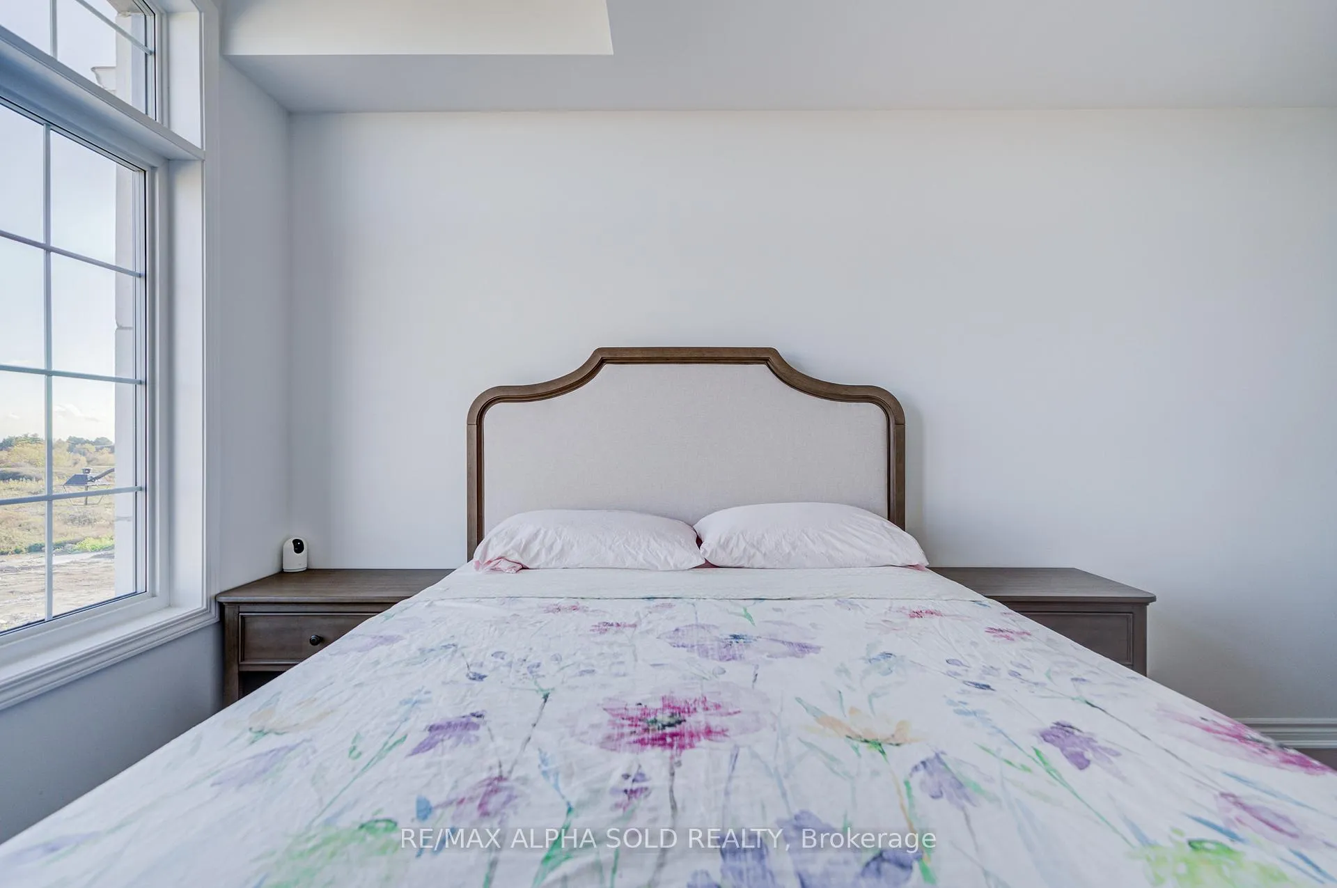 Photo 48 of 40 Azure Drive, Markham, Rural Markham — HOMEH