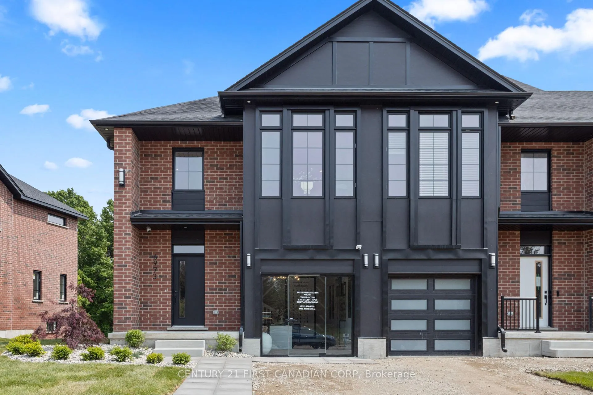 Front of 6973 Heathwoods Avenue