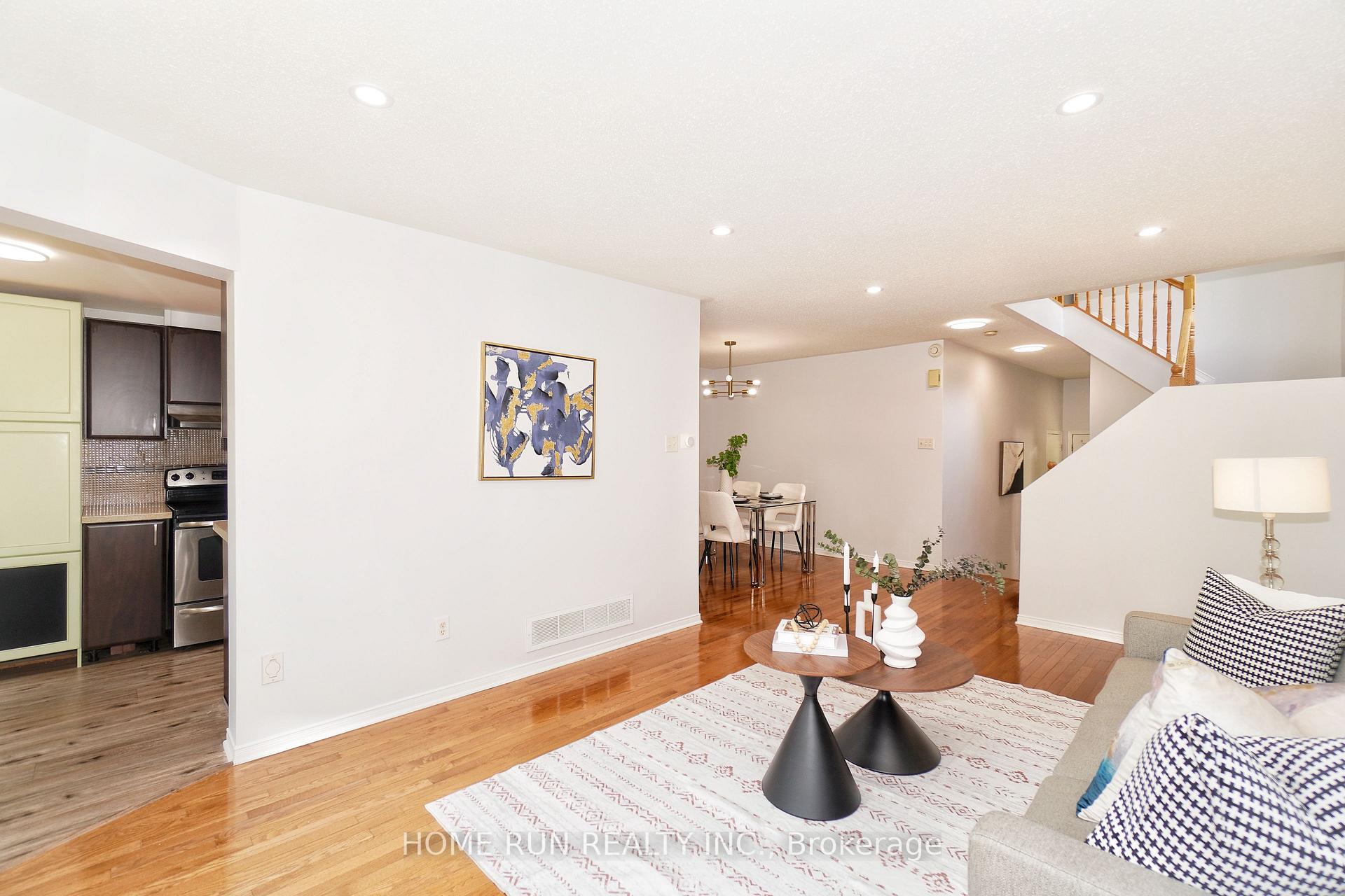 Photo 10 of 6 Wimbledon Way, Ottawa, Kanata - Morgan's Grant/South March — HOMEH