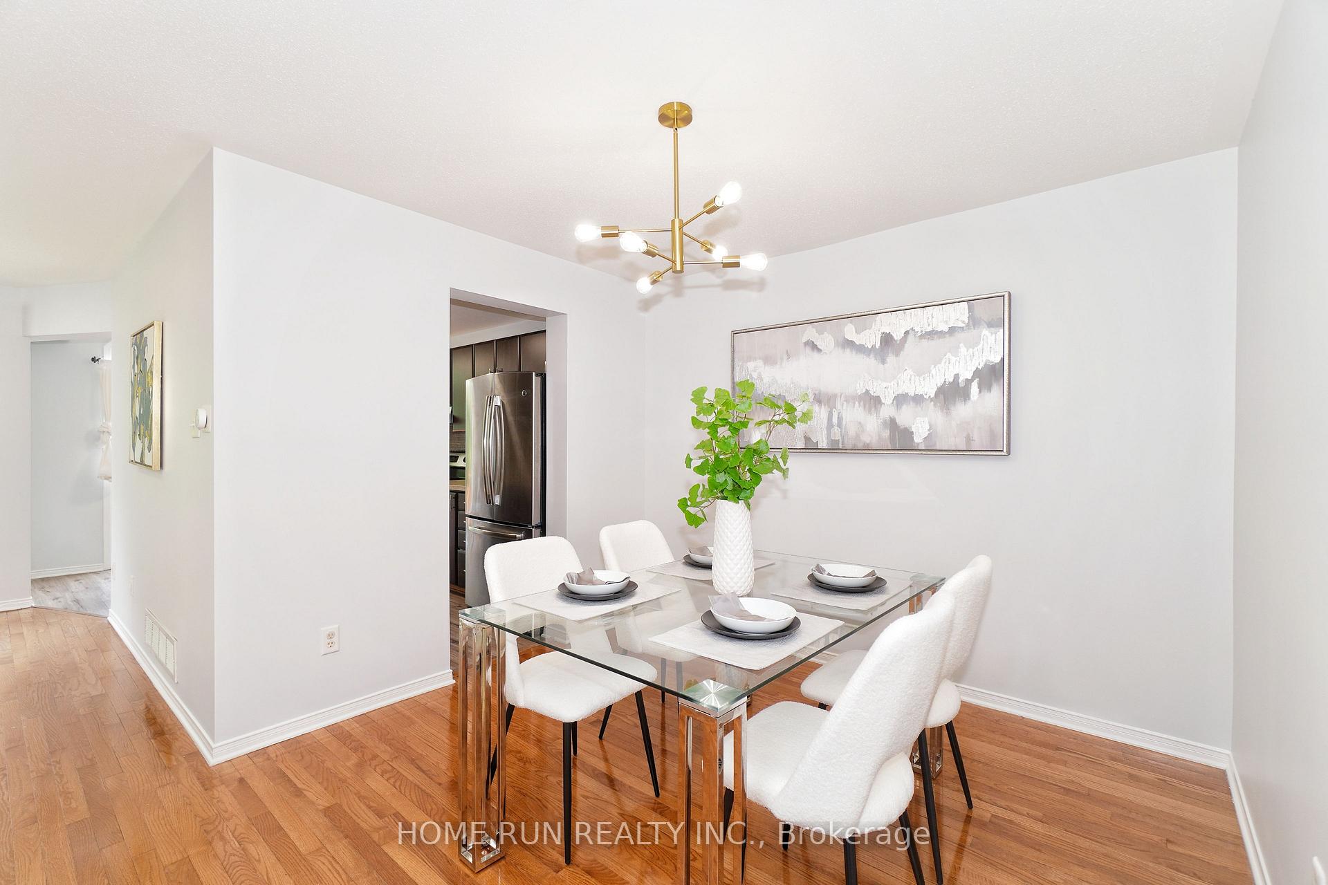 Photo 11 of 6 Wimbledon Way, Ottawa, Kanata - Morgan's Grant/South March — HOMEH