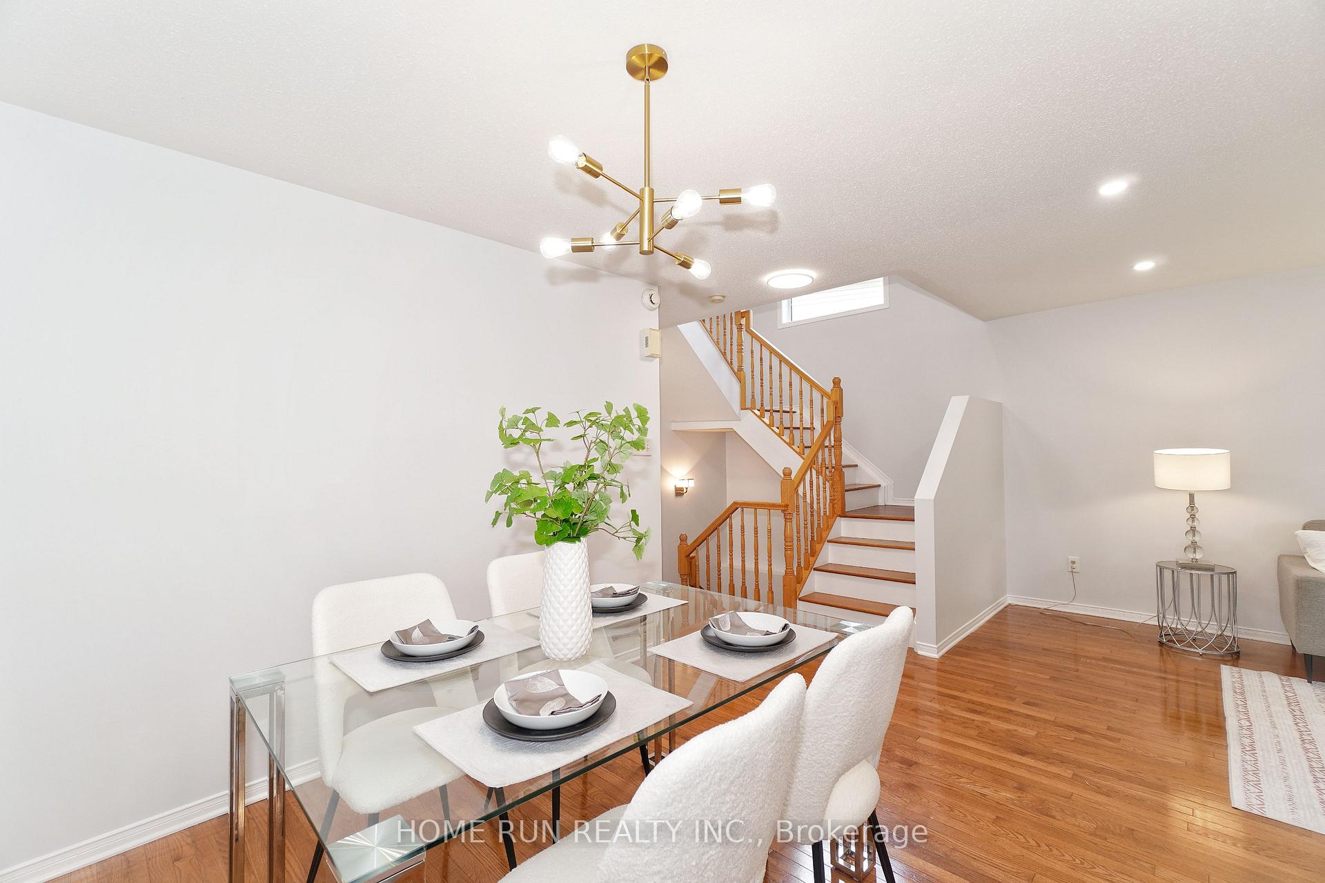 Photo 13 of 6 Wimbledon Way, Ottawa, Kanata - Morgan's Grant/South March — HOMEH