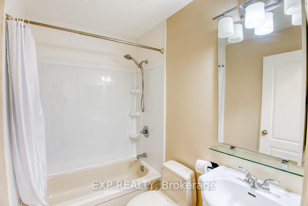 Photo 5 of 14 Hawley Crescent, Ottawa, Kanata - Bridlewood — HOMEH