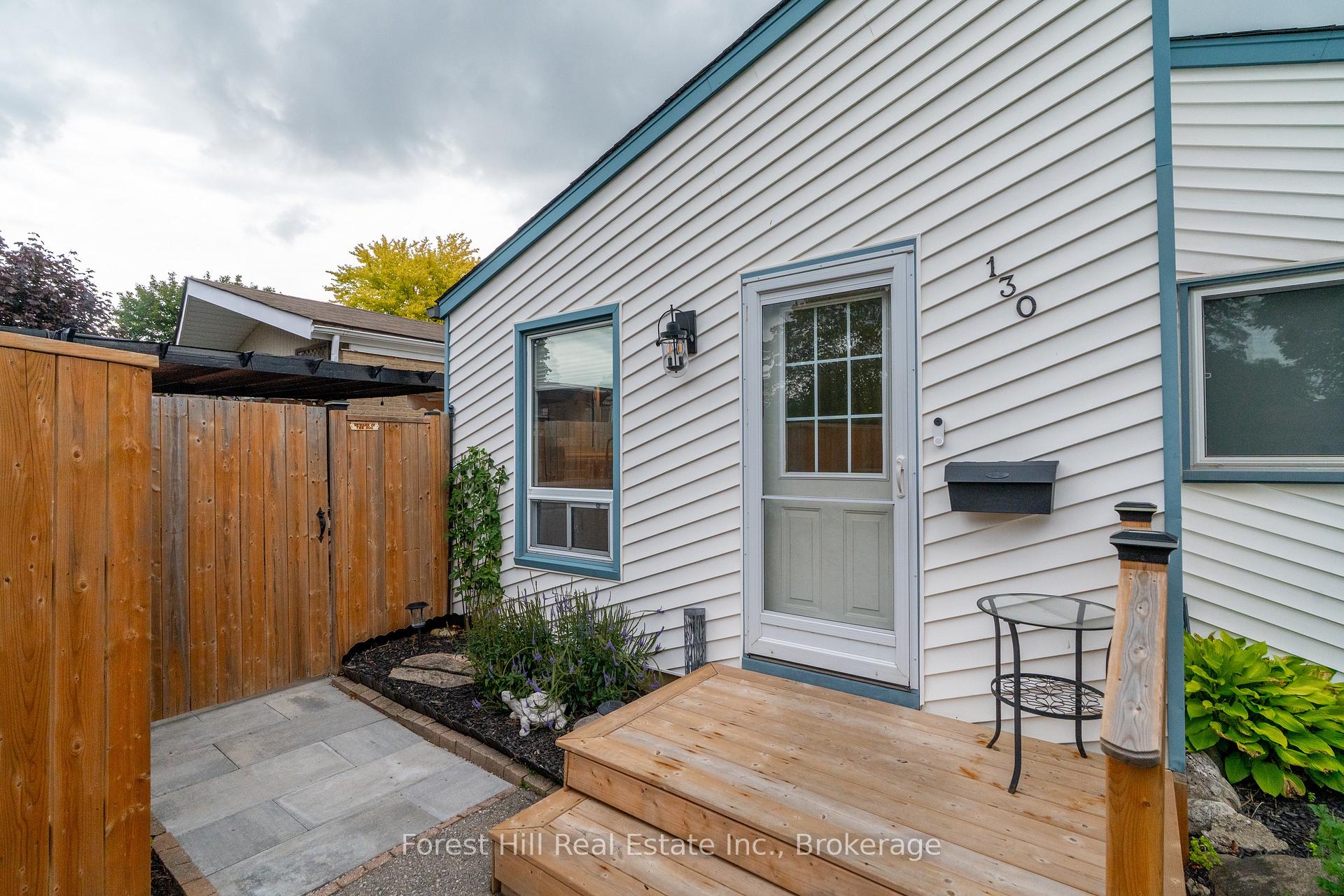 Photo 6 of 130 Pepperwood Crescent, Kitchener — HOMEH