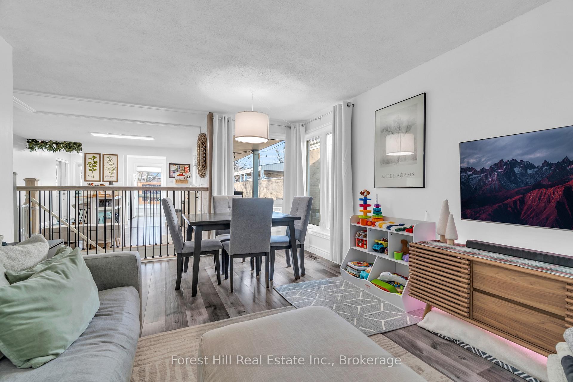 Photo 15 of 130 Pepperwood Crescent, Kitchener — HOMEH