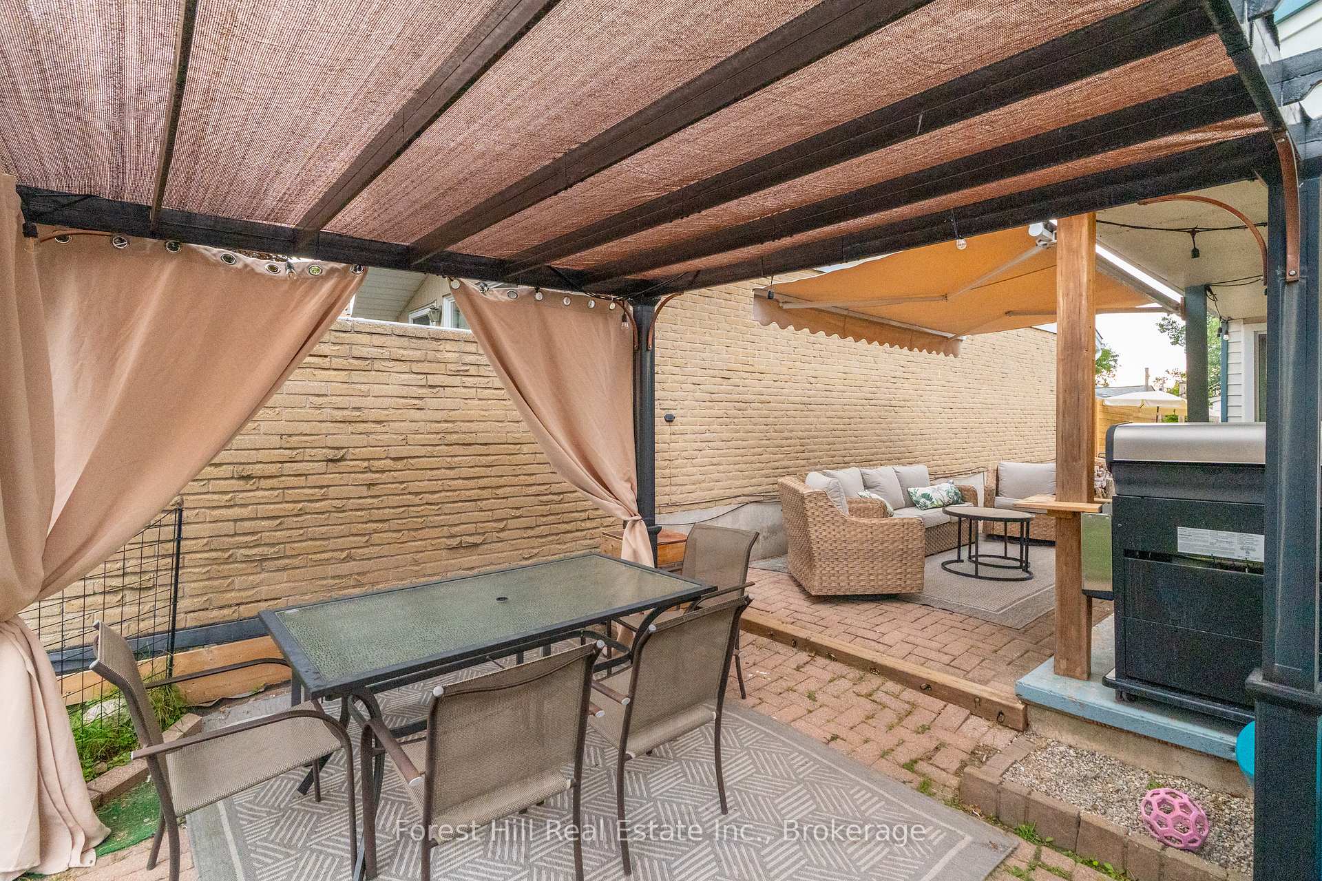 Photo 34 of 130 Pepperwood Crescent, Kitchener — HOMEH