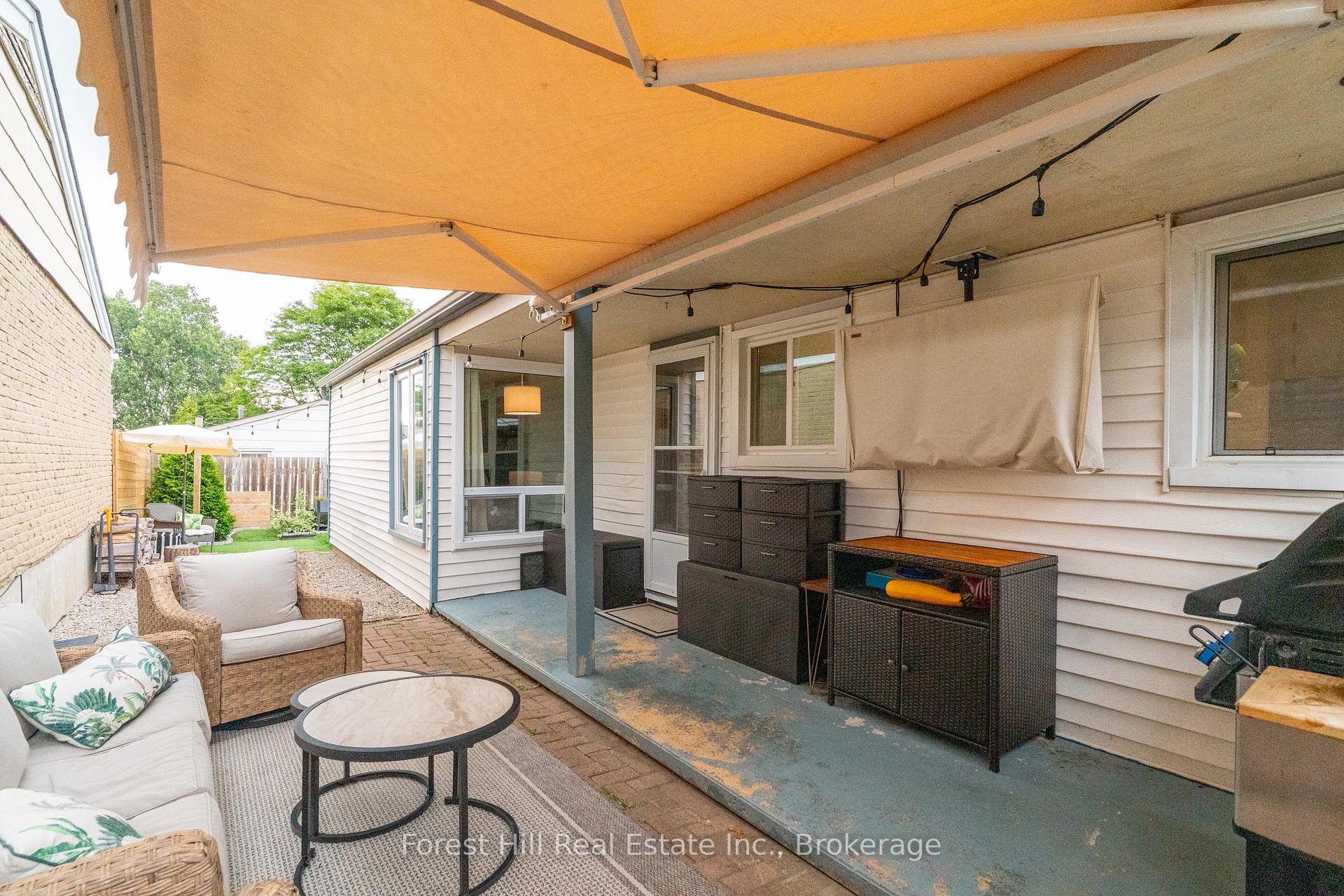 Photo 35 of 130 Pepperwood Crescent, Kitchener — HOMEH