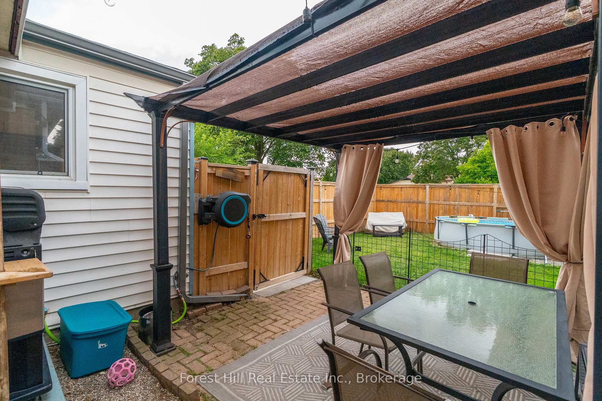 Photo 36 of 130 Pepperwood Crescent, Kitchener — HOMEH