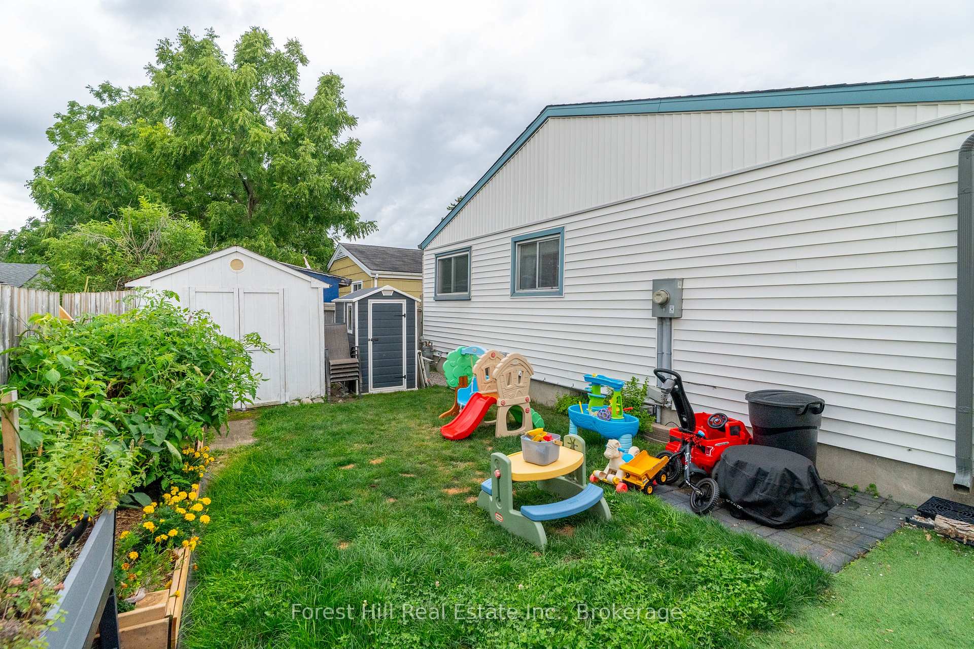 Photo 40 of 130 Pepperwood Crescent, Kitchener — HOMEH