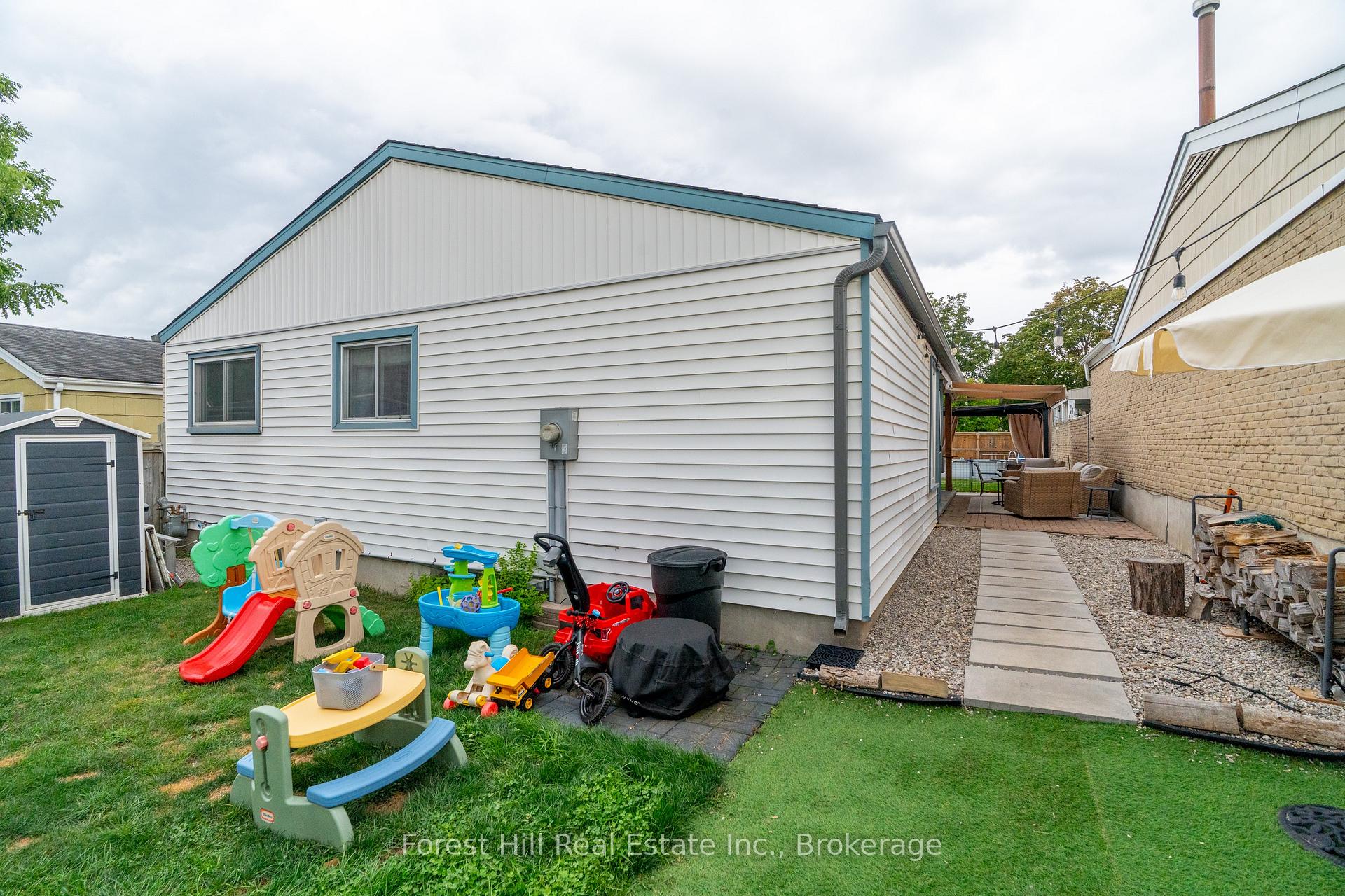 Photo 41 of 130 Pepperwood Crescent, Kitchener — HOMEH