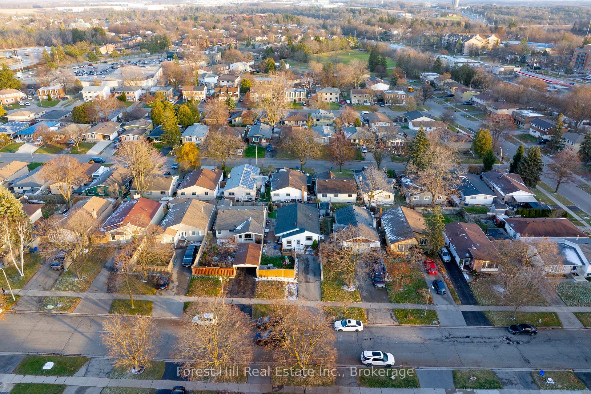 Photo 42 of 130 Pepperwood Crescent, Kitchener — HOMEH