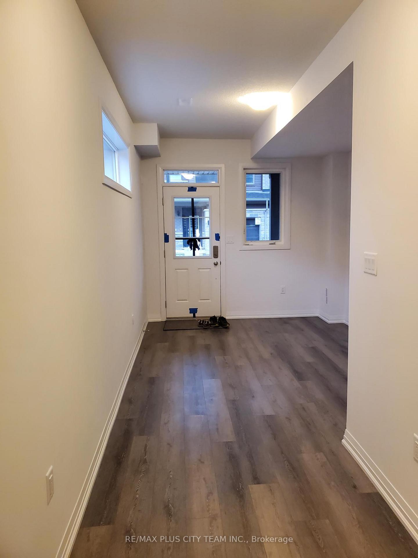Photo 2 of Unit 87, 61 Soho Street, Hamilton, Stoney Creek Mountain — HOMEH