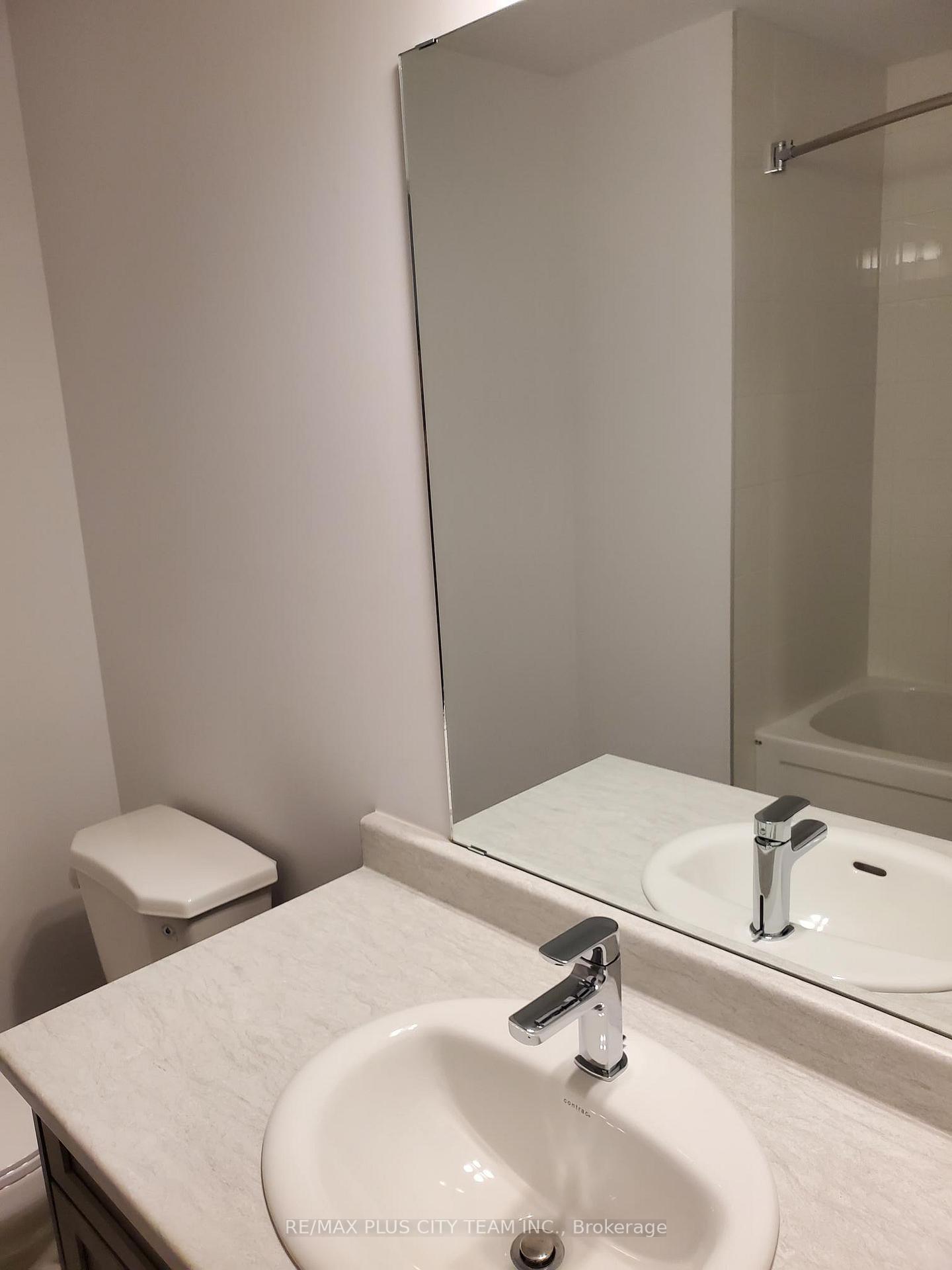 Photo 15 of Unit 87, 61 Soho Street, Hamilton, Stoney Creek Mountain — HOMEH