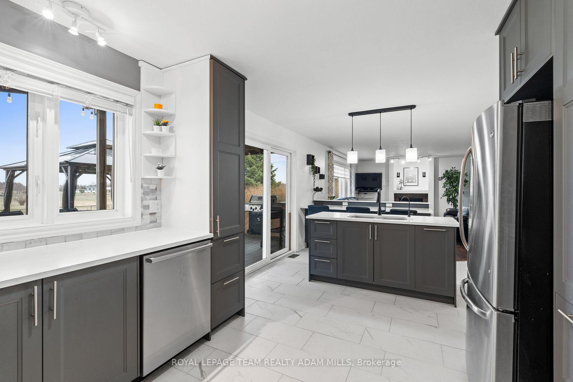 Photo 13 of 2104 Trailwood Drive, Ottawa, North Gower — HOMEH