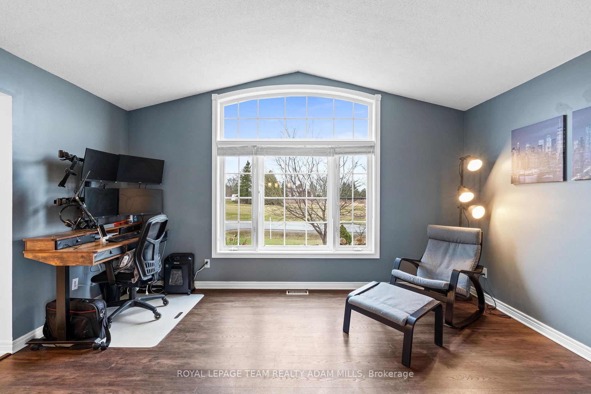 Photo 18 of 2104 Trailwood Drive, Ottawa, North Gower — HOMEH