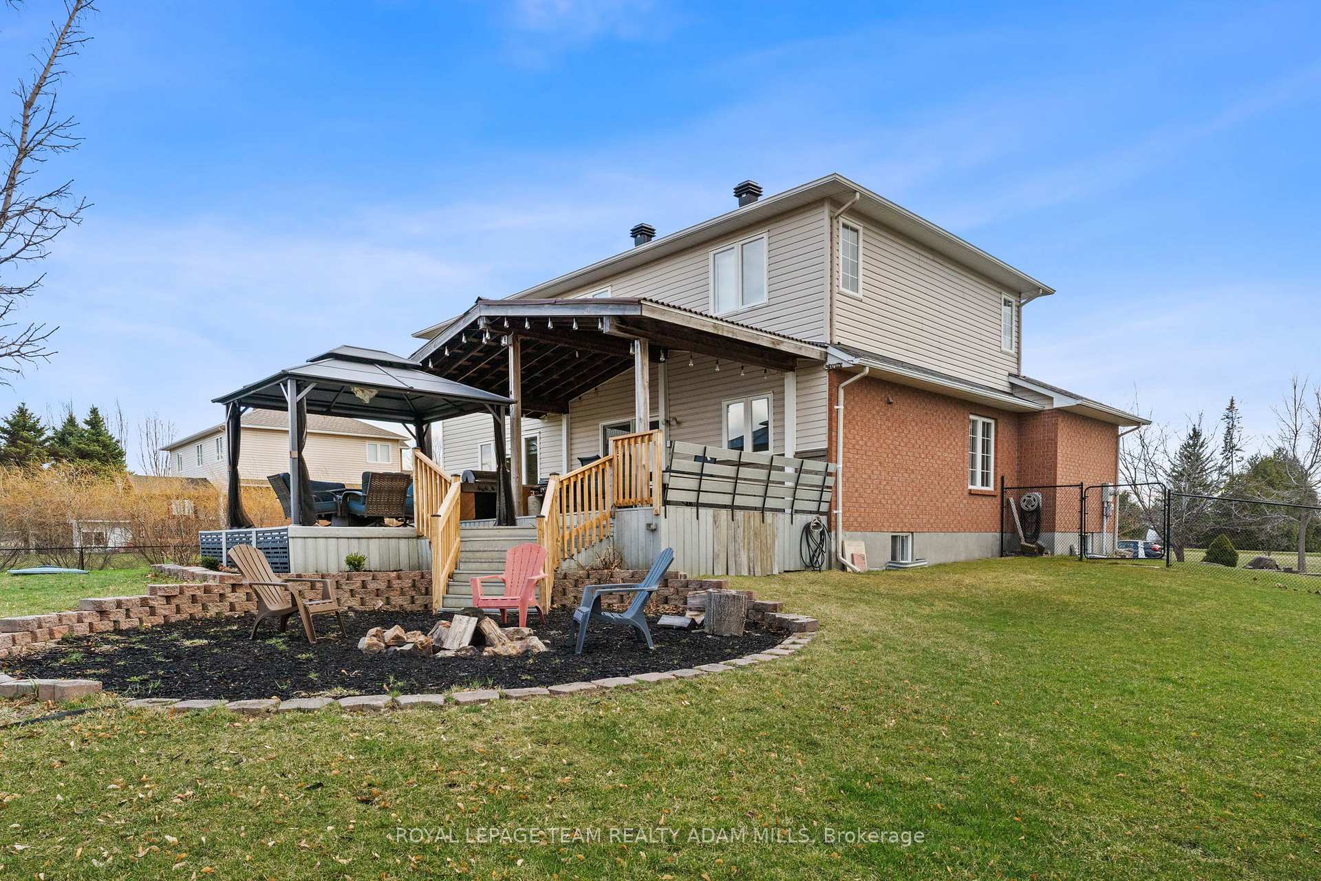 Photo 41 of 2104 Trailwood Drive, Ottawa, North Gower — HOMEH
