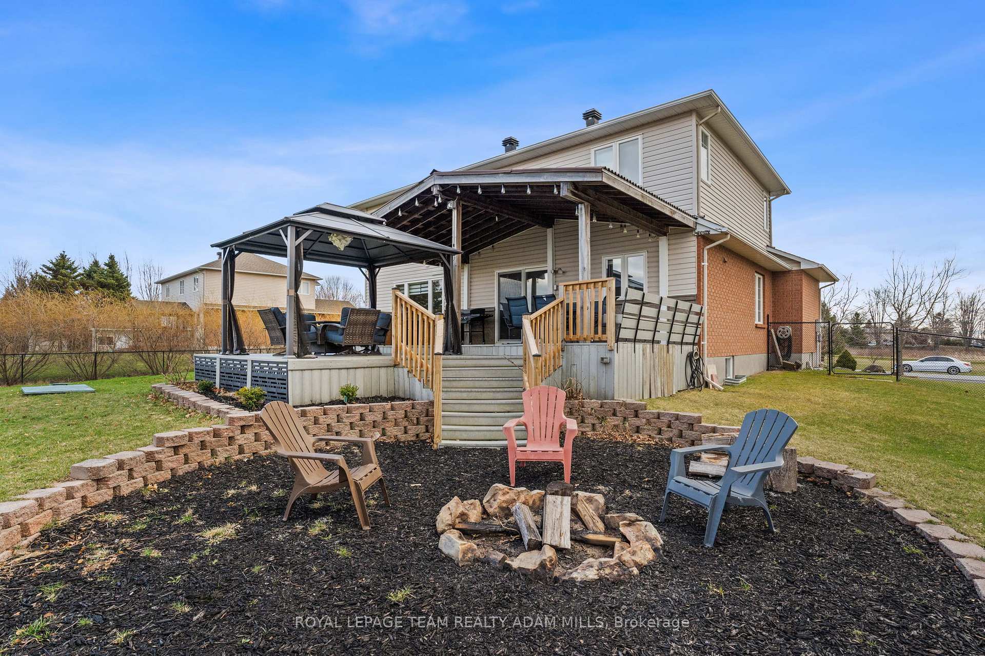Photo 42 of 2104 Trailwood Drive, Ottawa, North Gower — HOMEH