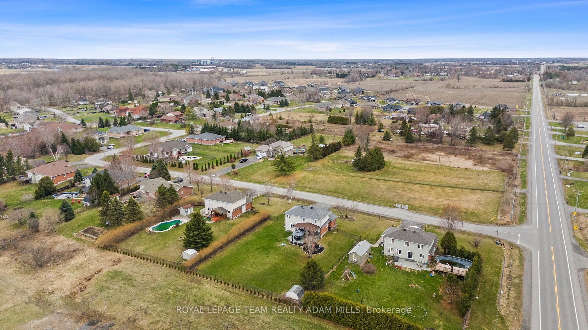 Photo 49 of 2104 Trailwood Drive, Ottawa, North Gower — HOMEH