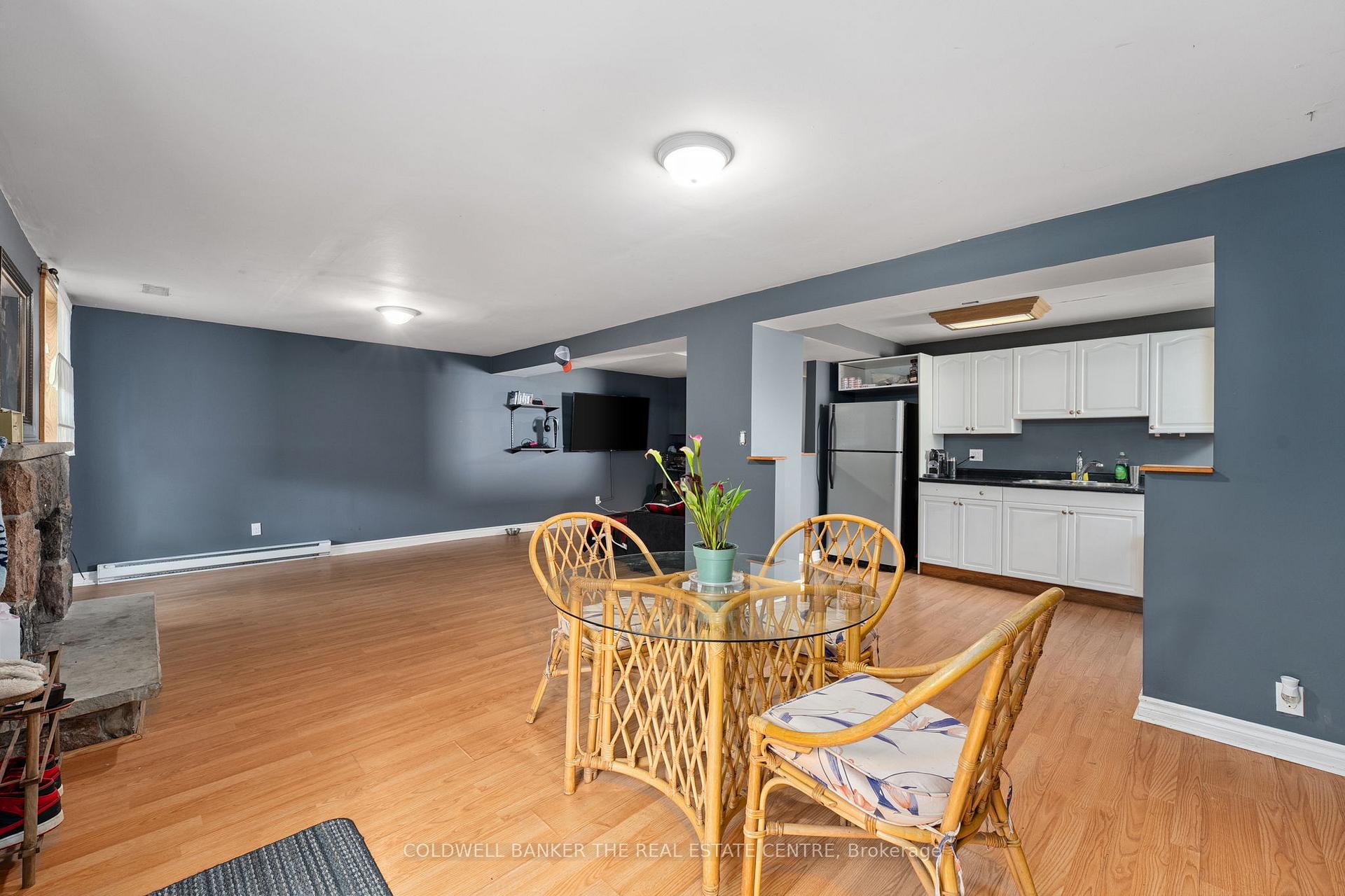 Photo 23 of 60 Pringle Avenue, Markham, Markham Village — HOMEH
