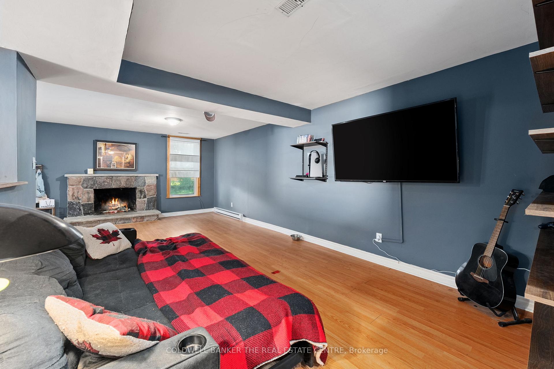 Photo 24 of 60 Pringle Avenue, Markham, Markham Village — HOMEH