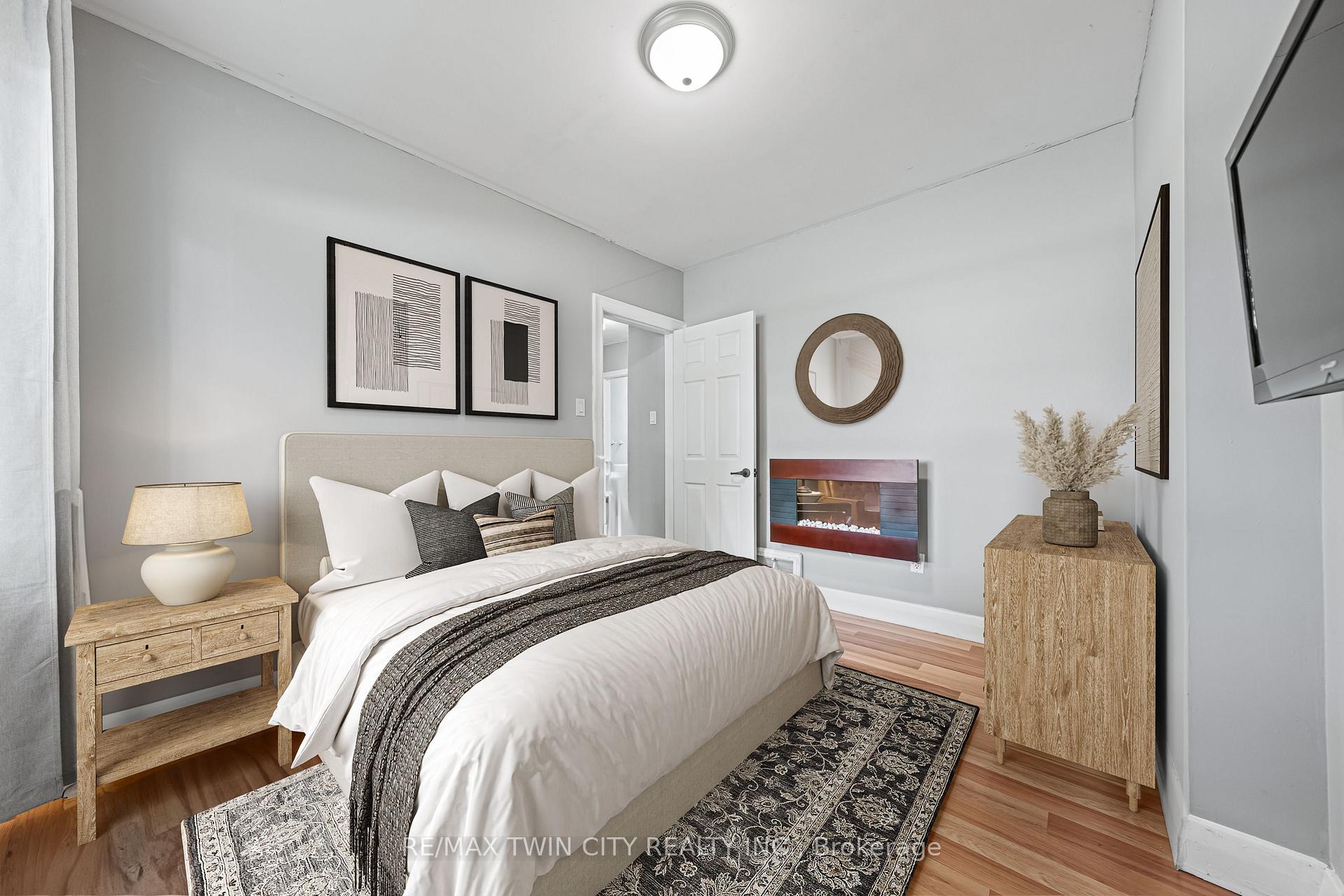 Photo 18 of 854 Guelph Street, Kitchener — HOMEH