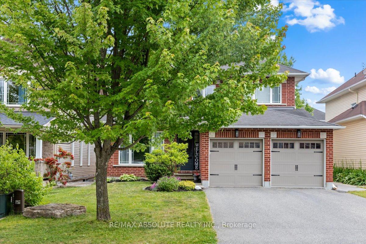 Photo 2 of 112 Muskego Crescent, Ottawa, Kanata - Morgan's Grant/South March — HOMEH