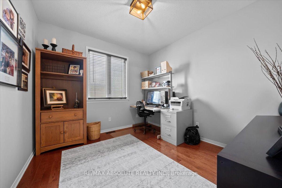 Photo 24 of 112 Muskego Crescent, Ottawa, Kanata - Morgan's Grant/South March — HOMEH