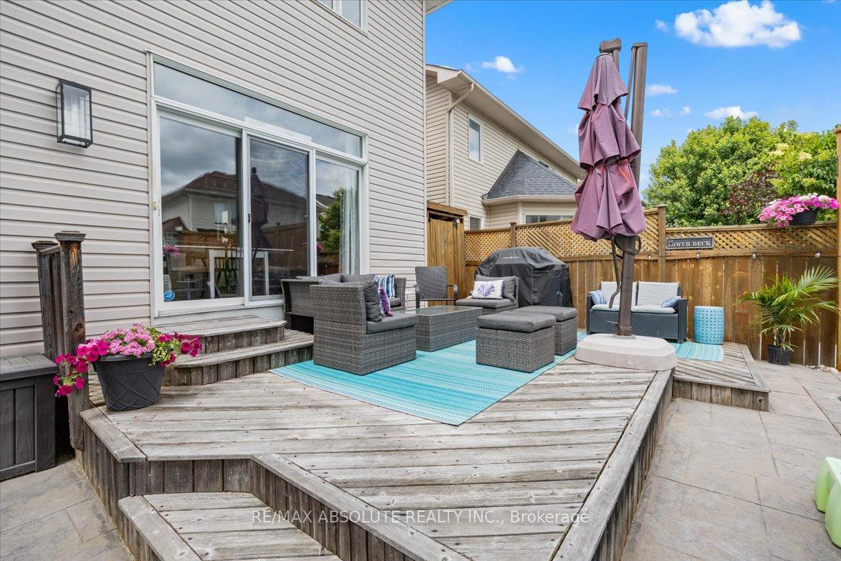 Photo 32 of 112 Muskego Crescent, Ottawa, Kanata - Morgan's Grant/South March — HOMEH