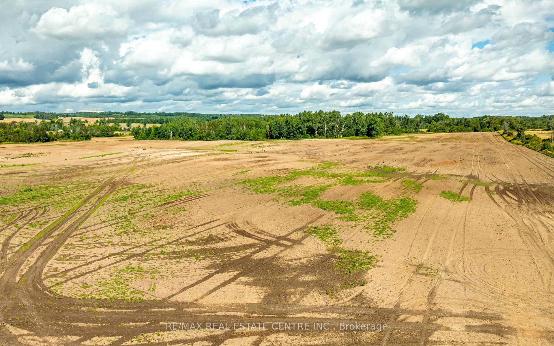 Photo 1 of 4th Line, Innisfil, Rural Innisfil — HOMEH