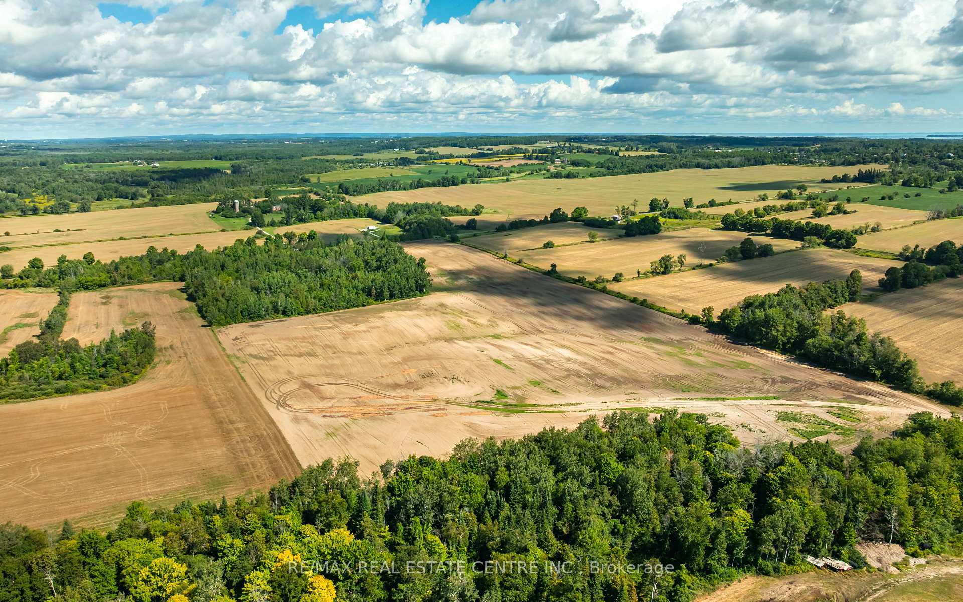 Photo 3 of 4th Line, Innisfil, Rural Innisfil — HOMEH