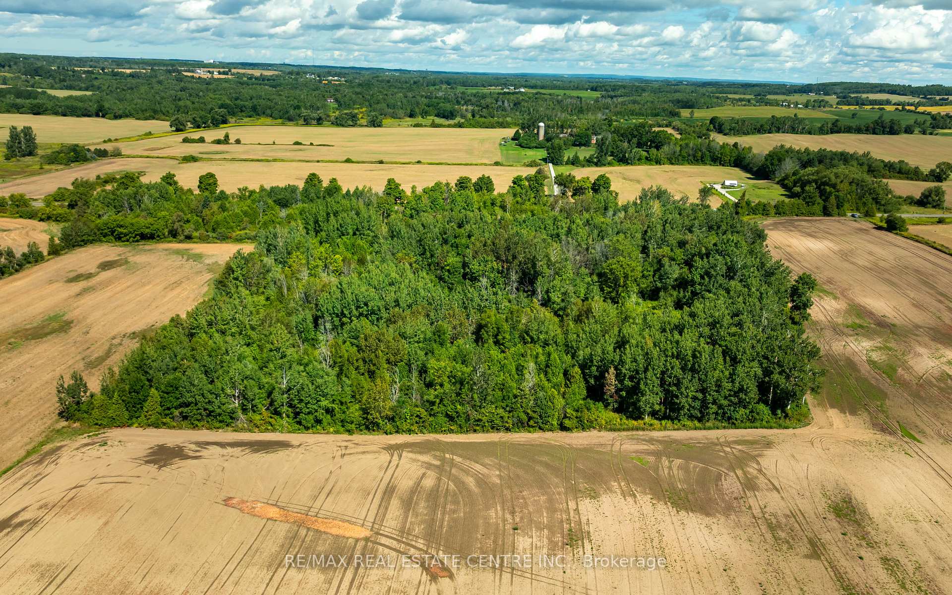 Photo 10 of 4th Line, Innisfil, Rural Innisfil — HOMEH