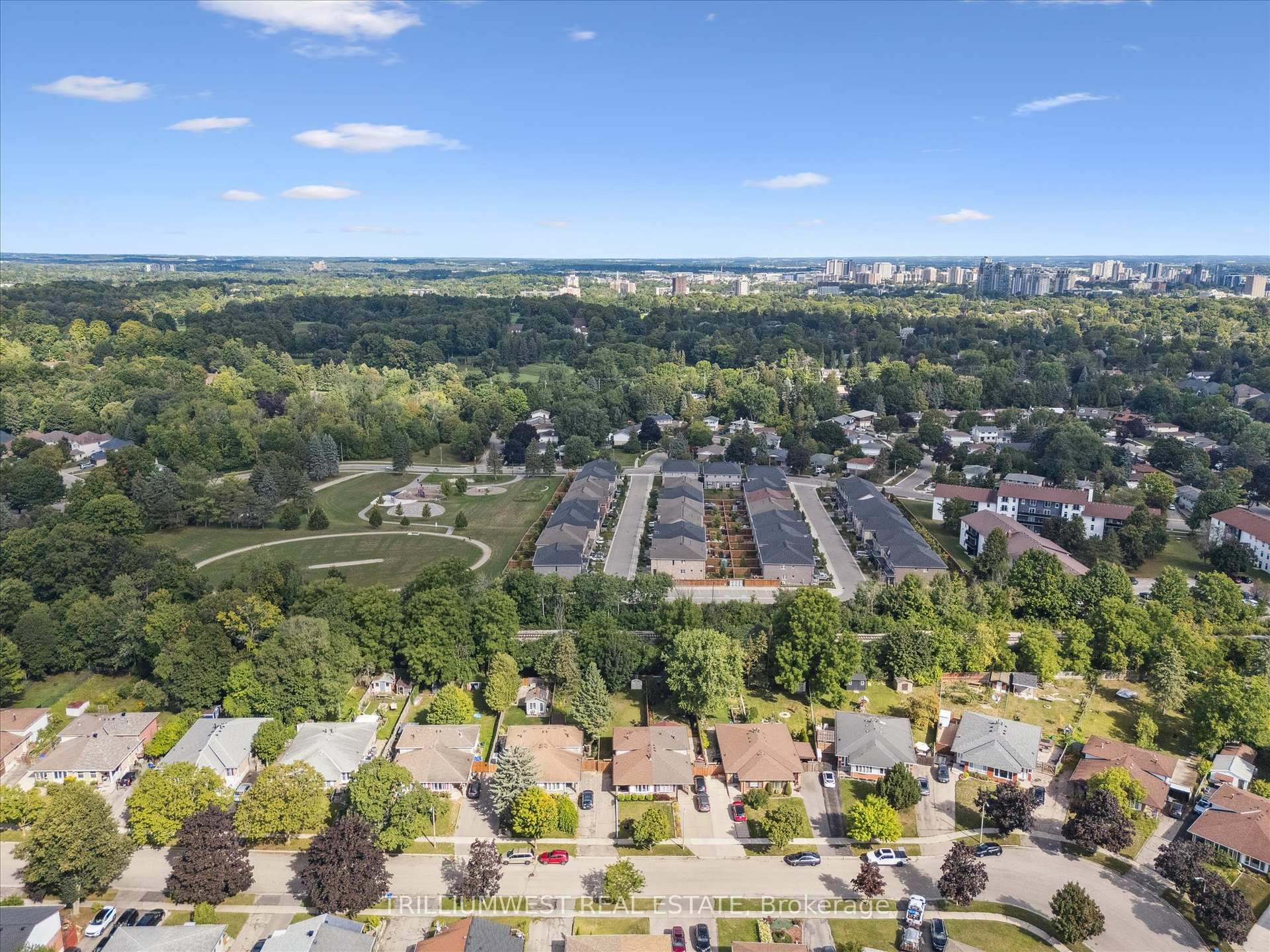 Photo 14 of 94 Markwood Drive, Kitchener — HOMEH