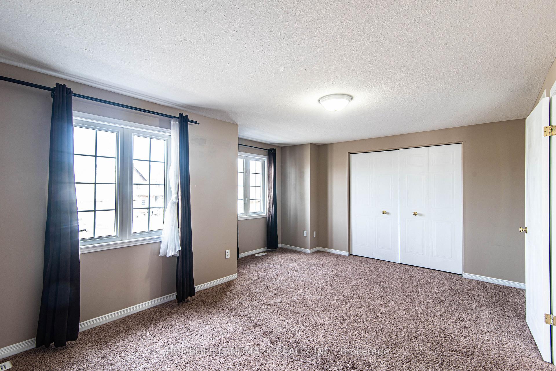 Photo 14 of 47 Foxglove Crescent, Kitchener — HOMEH