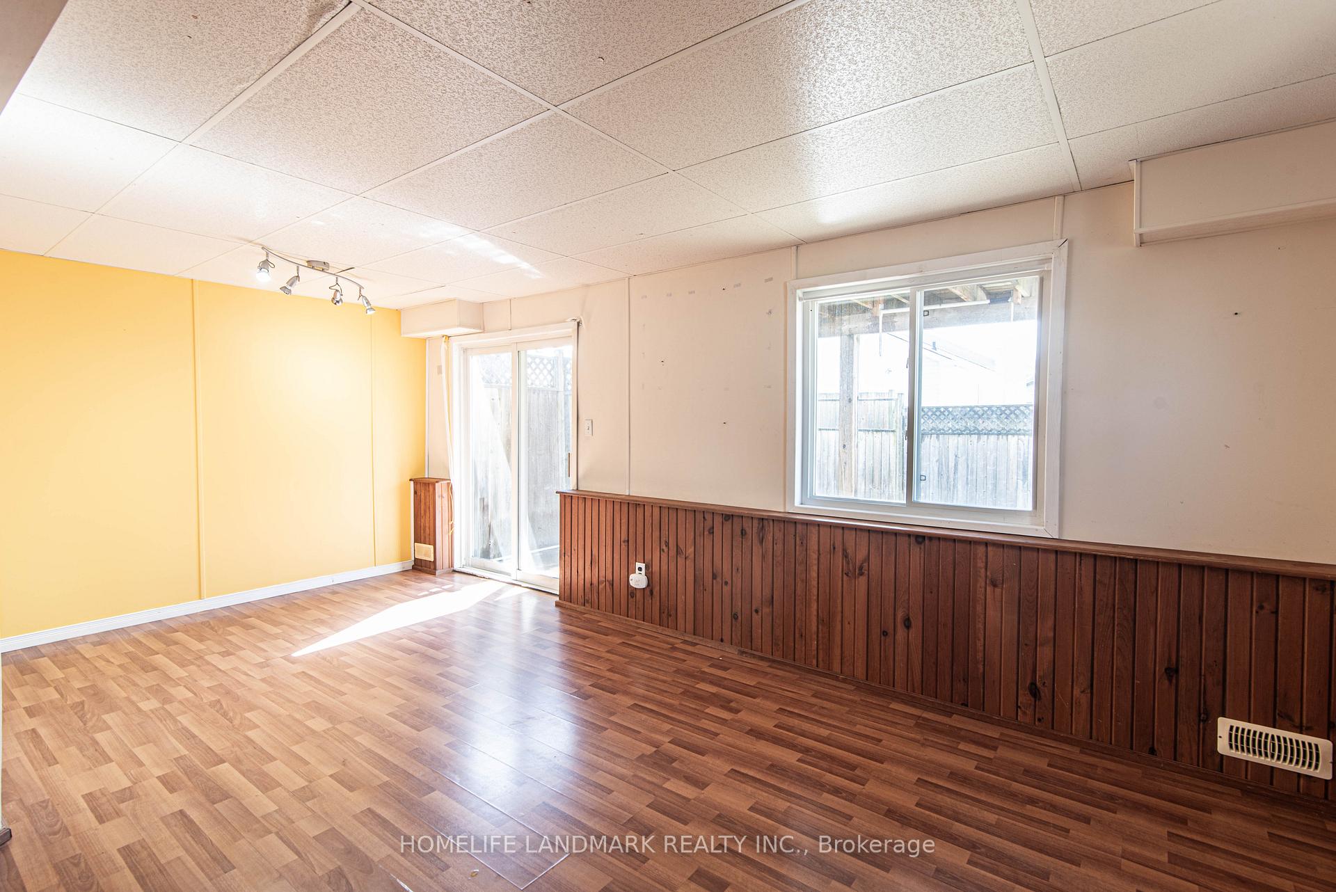 Photo 27 of 47 Foxglove Crescent, Kitchener — HOMEH