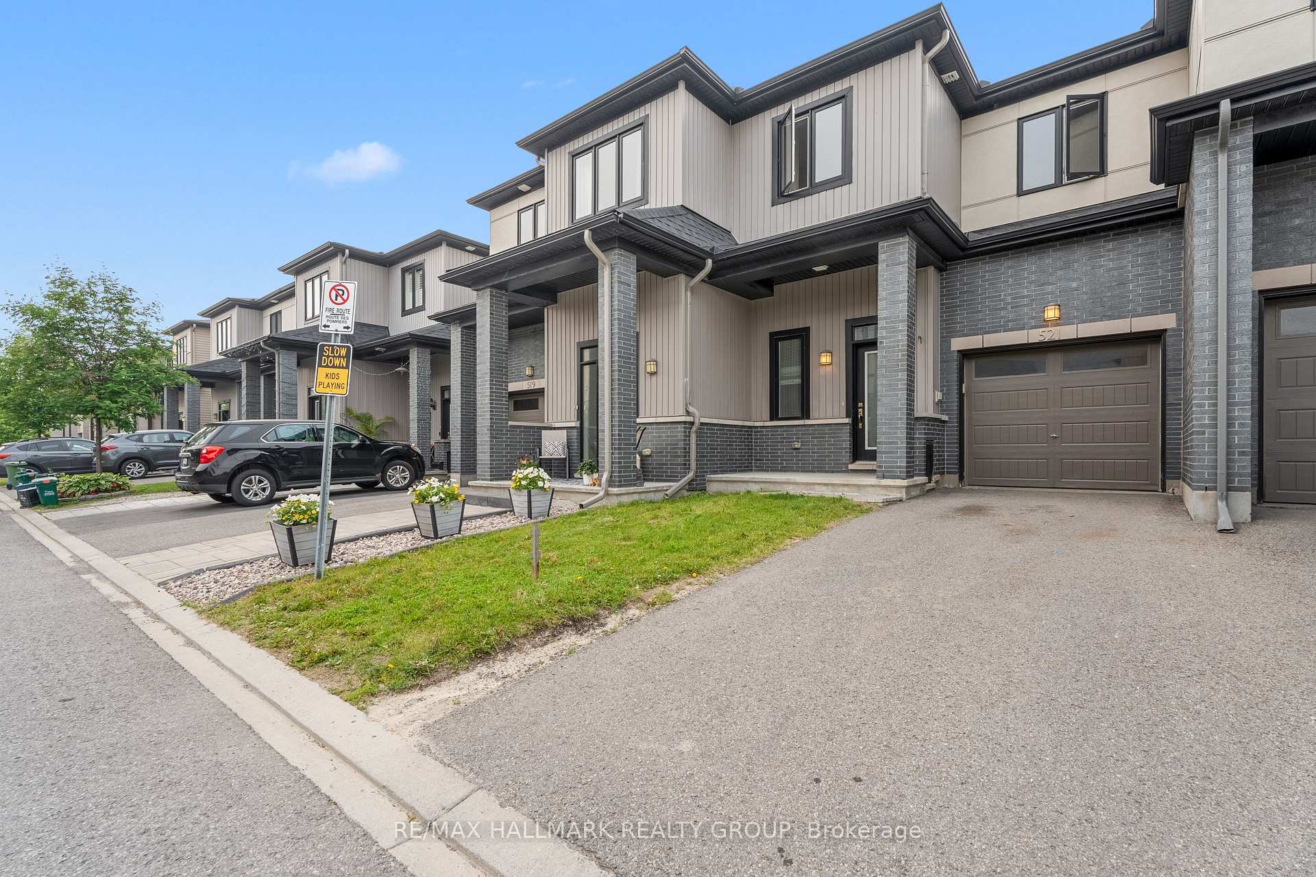 Photo 4 of 521 Radiant Private, Ottawa, Kanata - Emerald Meadows/Trailwest — HOMEH