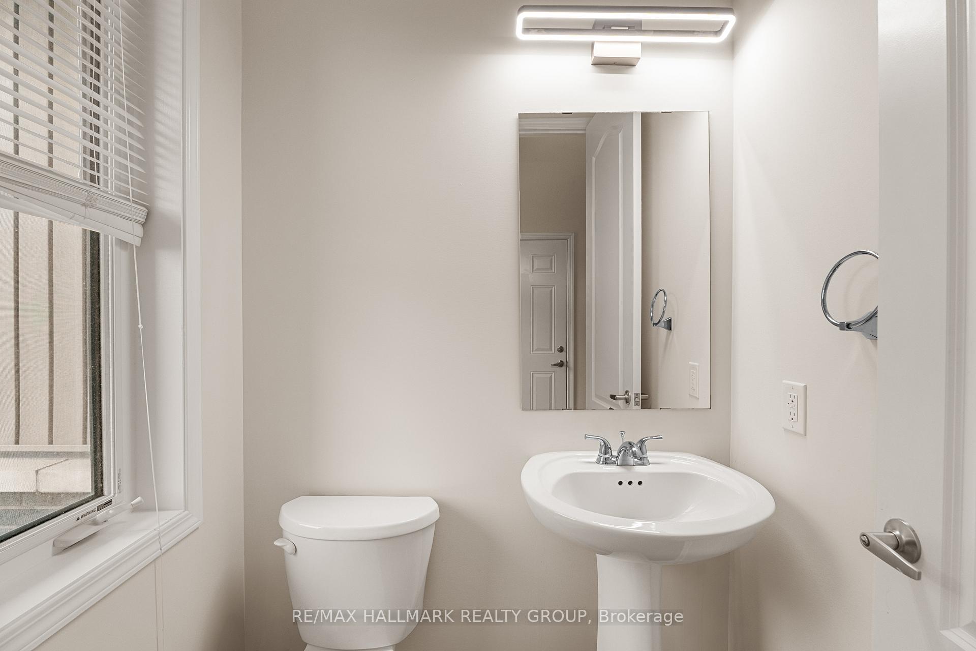 Photo 9 of 521 Radiant Private, Ottawa, Kanata - Emerald Meadows/Trailwest — HOMEH