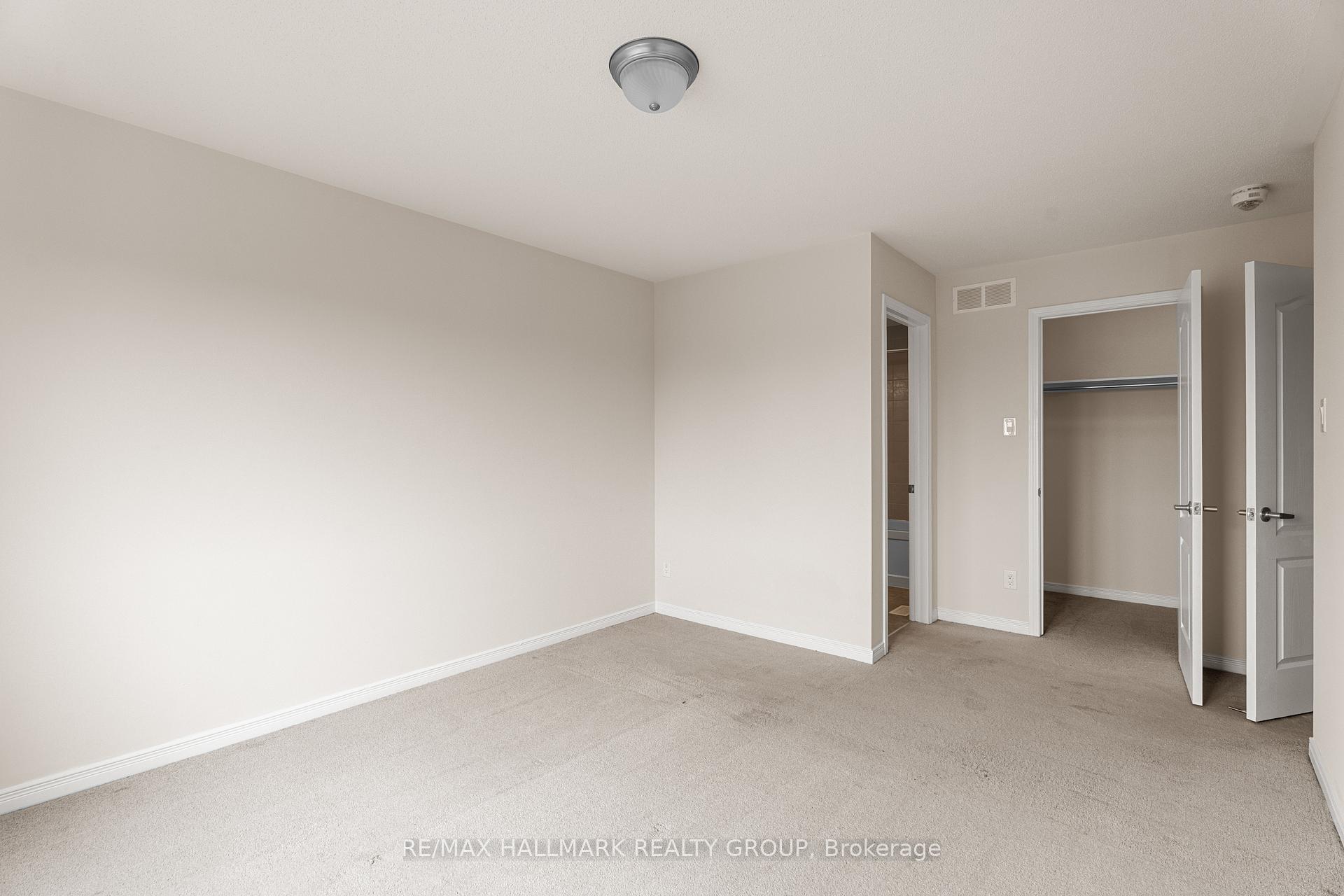 Photo 21 of 521 Radiant Private, Ottawa, Kanata - Emerald Meadows/Trailwest — HOMEH