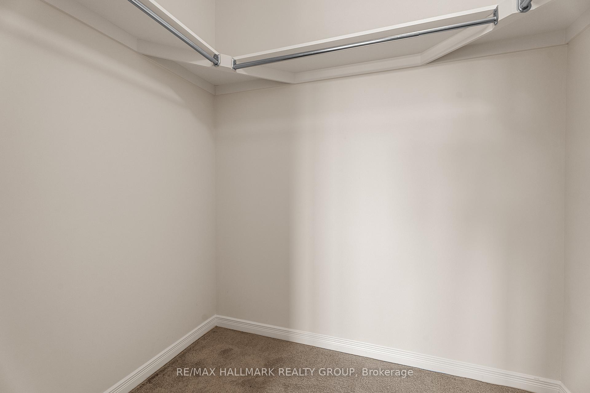 Photo 24 of 521 Radiant Private, Ottawa, Kanata - Emerald Meadows/Trailwest — HOMEH