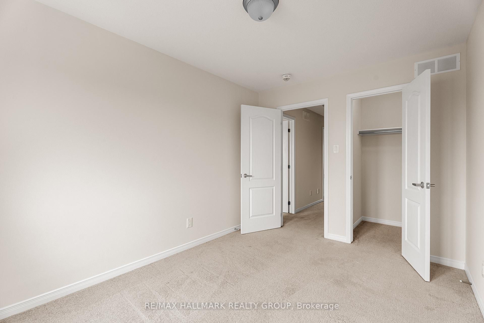 Photo 26 of 521 Radiant Private, Ottawa, Kanata - Emerald Meadows/Trailwest — HOMEH