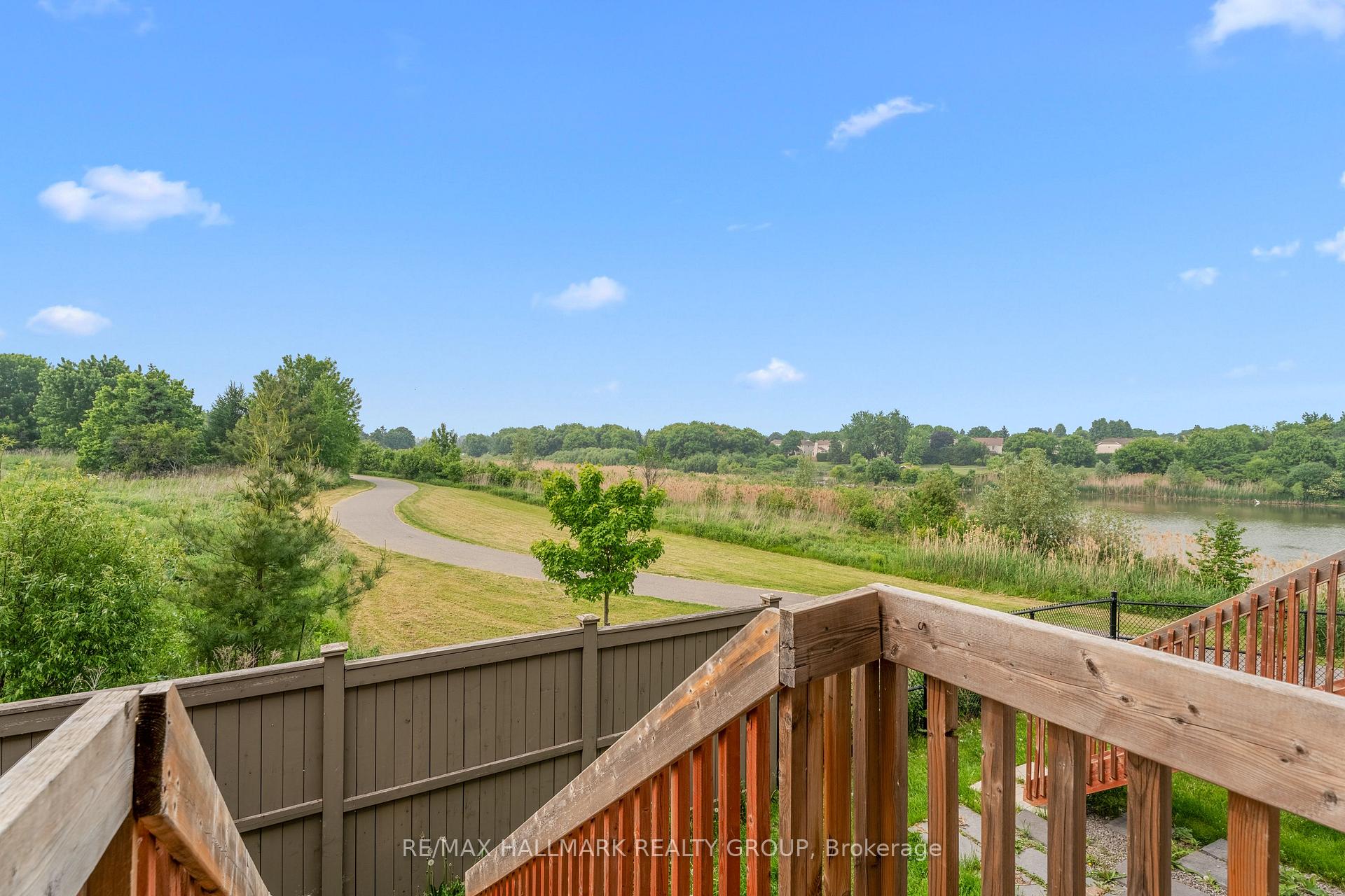 Photo 31 of 521 Radiant Private, Ottawa, Kanata - Emerald Meadows/Trailwest — HOMEH